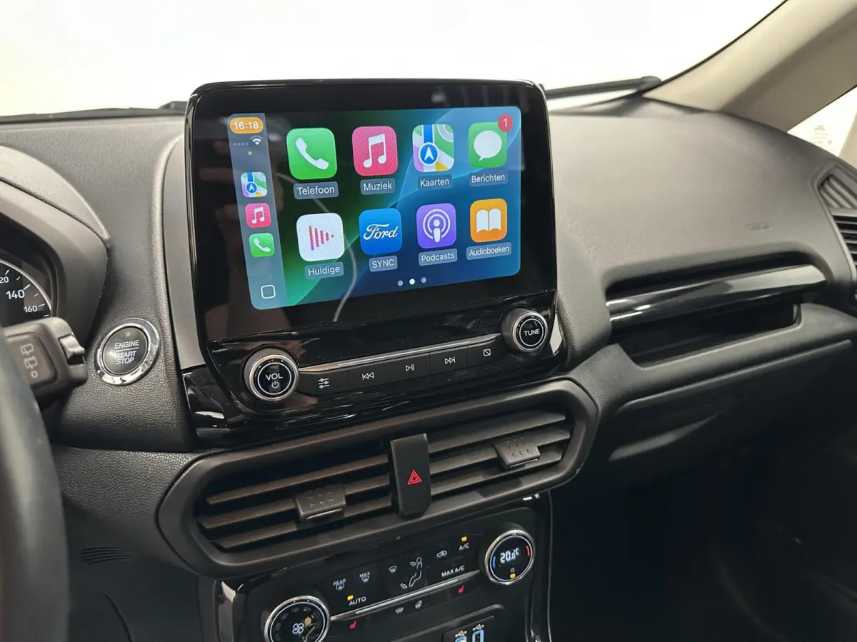 1.0 EcoBoost Titanium AUTOMAAT TREKHAAK CARPLAY NAVI ECC CRUISE LM.