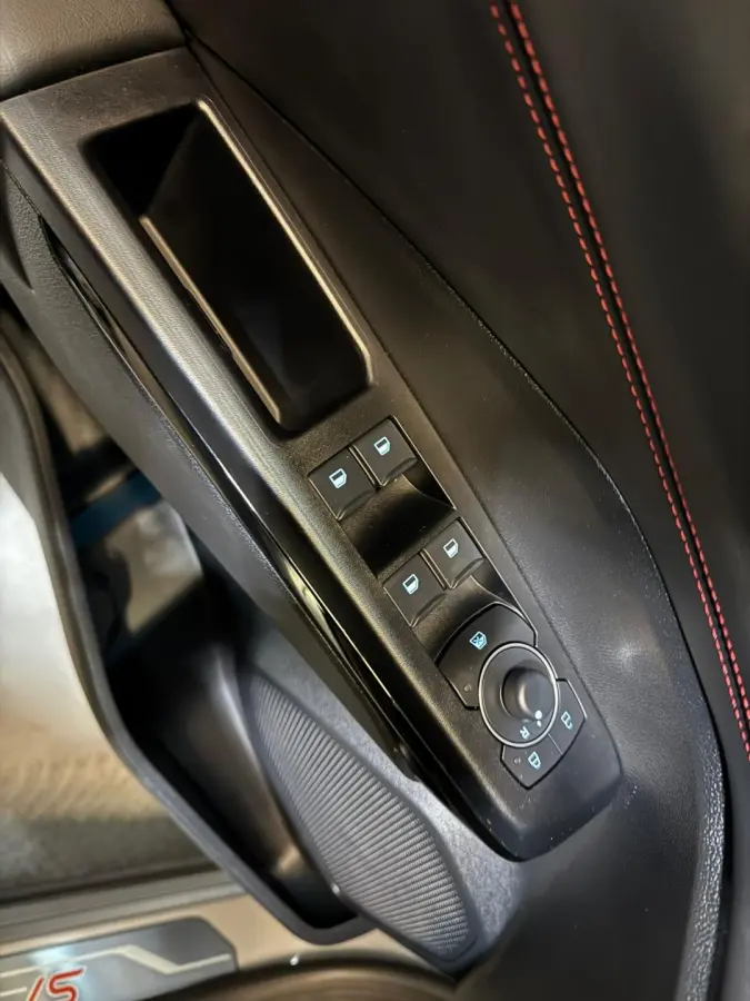 1.0 EcoBoost ST Automaat 125pk Navigatie Stoelv