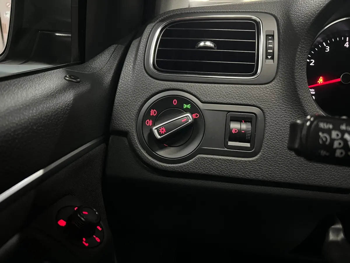 1.2 TSI Comfortline AIRCO / CRUISE / CARPLAY