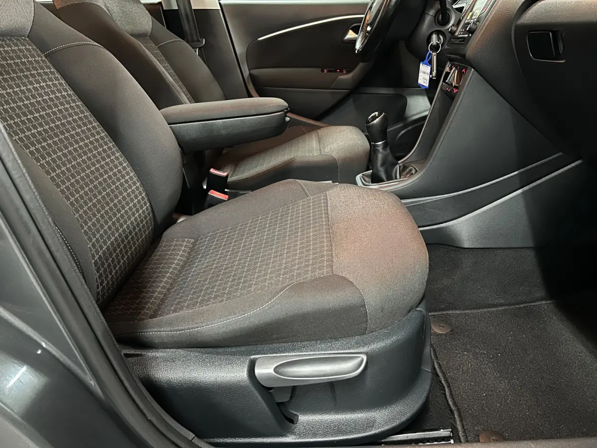 1.2 TSI Comfortline AIRCO / CRUISE / CARPLAY