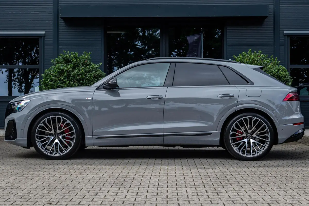 60 TFSI e quattro Competition, B&O Advanced, Full Carbon, 2026