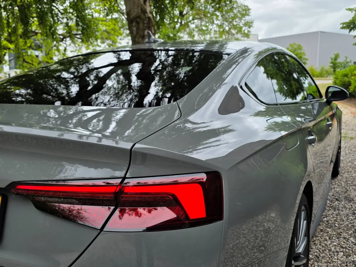 40 TFSI Sport S-line black edition