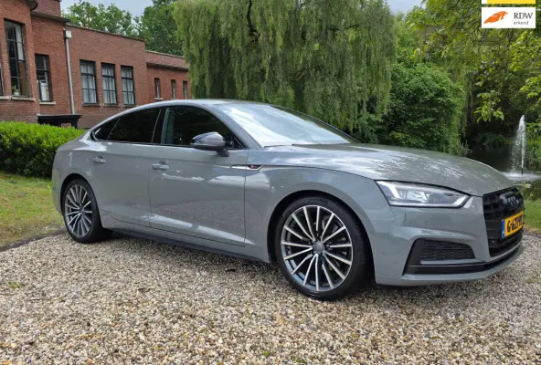 40 TFSI Sport S-line black edition