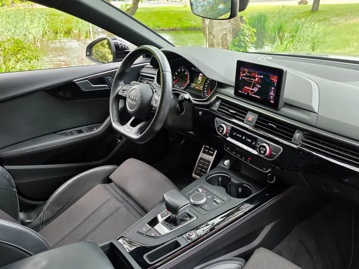 40 TFSI Sport S-line black edition