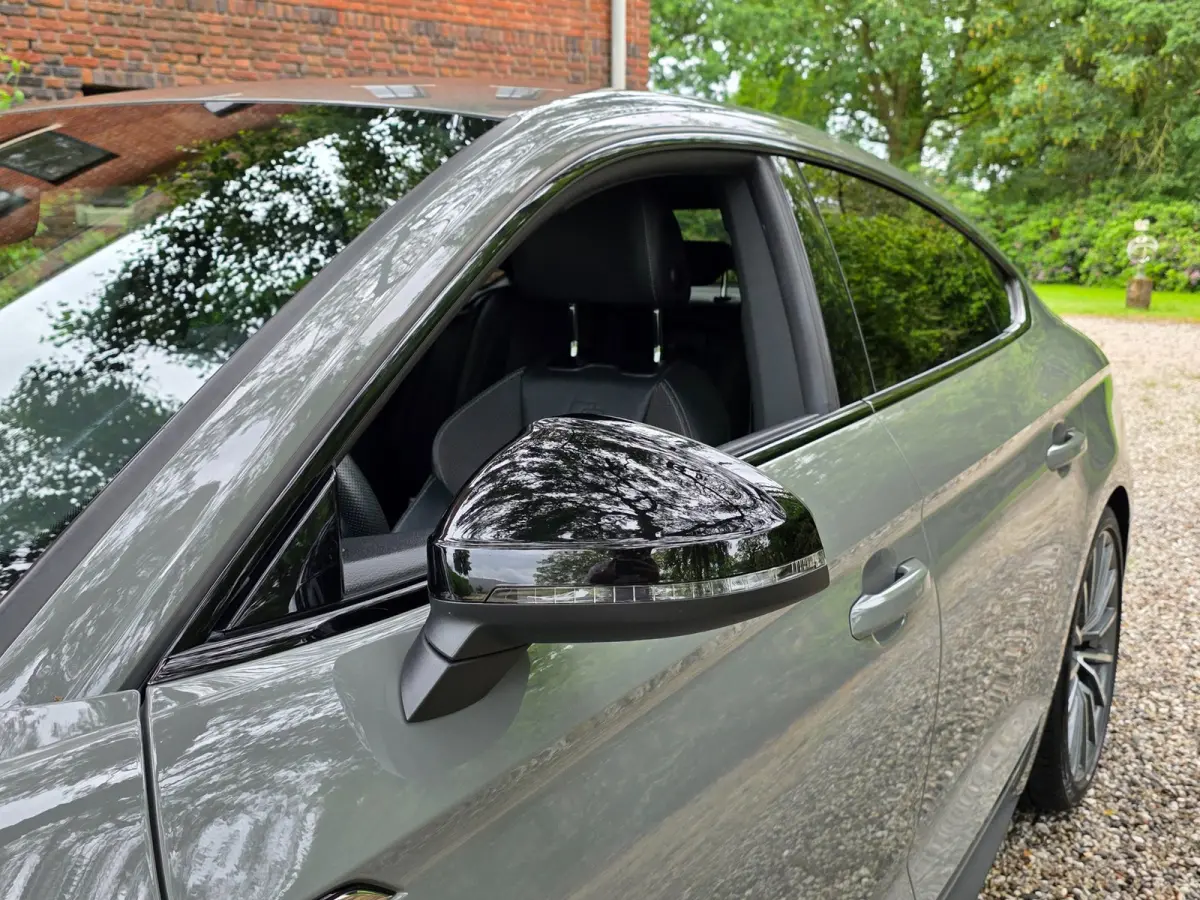 40 TFSI Sport S-line black edition