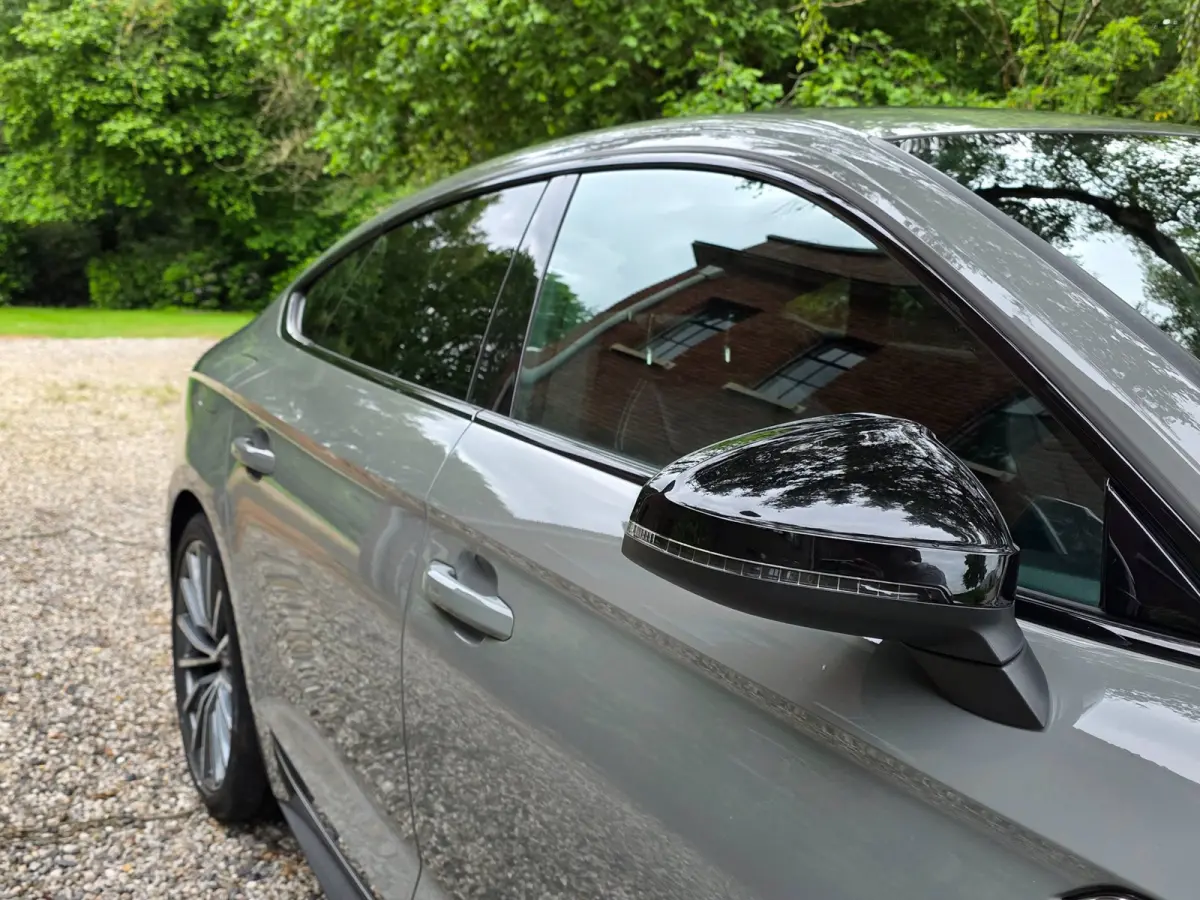 40 TFSI Sport S-line black edition