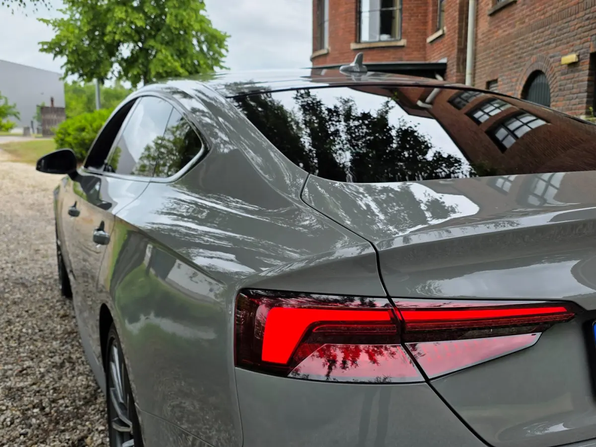 40 TFSI Sport S-line black edition