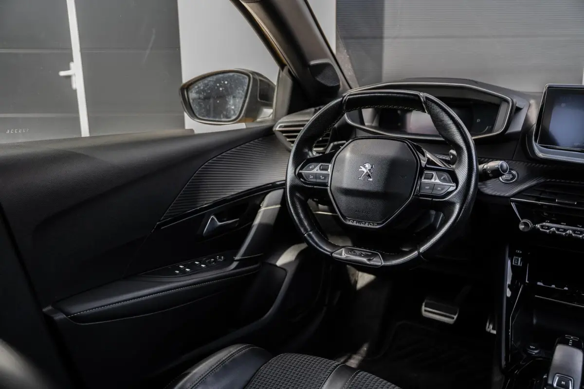 1.2 PureTech GT-Line Carplay|360 Cam|LED|Vol!
