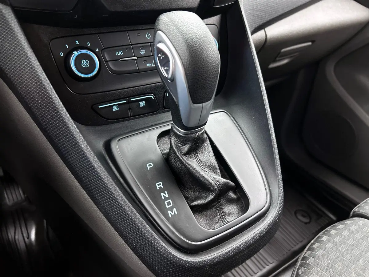 1.5 EcoBlue L2 Trend Automaat Airco Navigatie Cruise control Camera Parkeersensoren