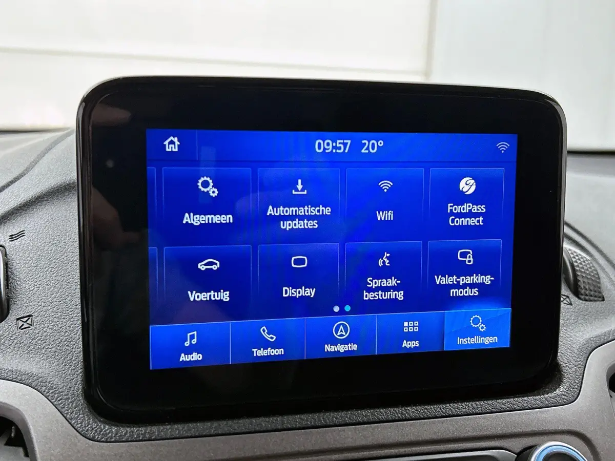 1.5 EcoBlue L2 Trend Automaat Airco Navigatie Cruise control Camera Parkeersensoren