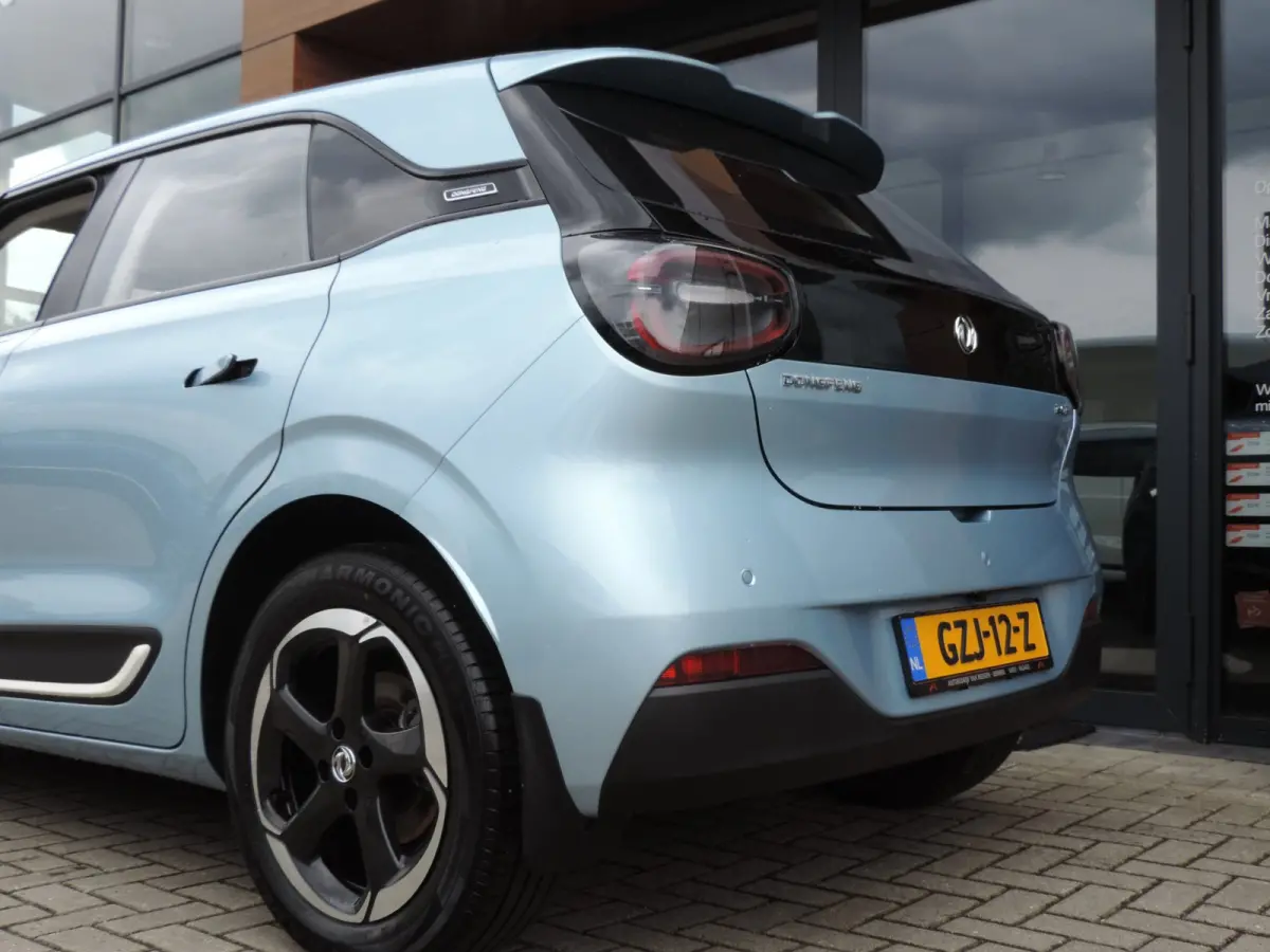 Launch Ed. 42 kWh 15.000km | 1e Eig | NLauto | Stoelverw/koeling | Ad.cruise | Leer | LED kopl | CarPlay | Camera|17”