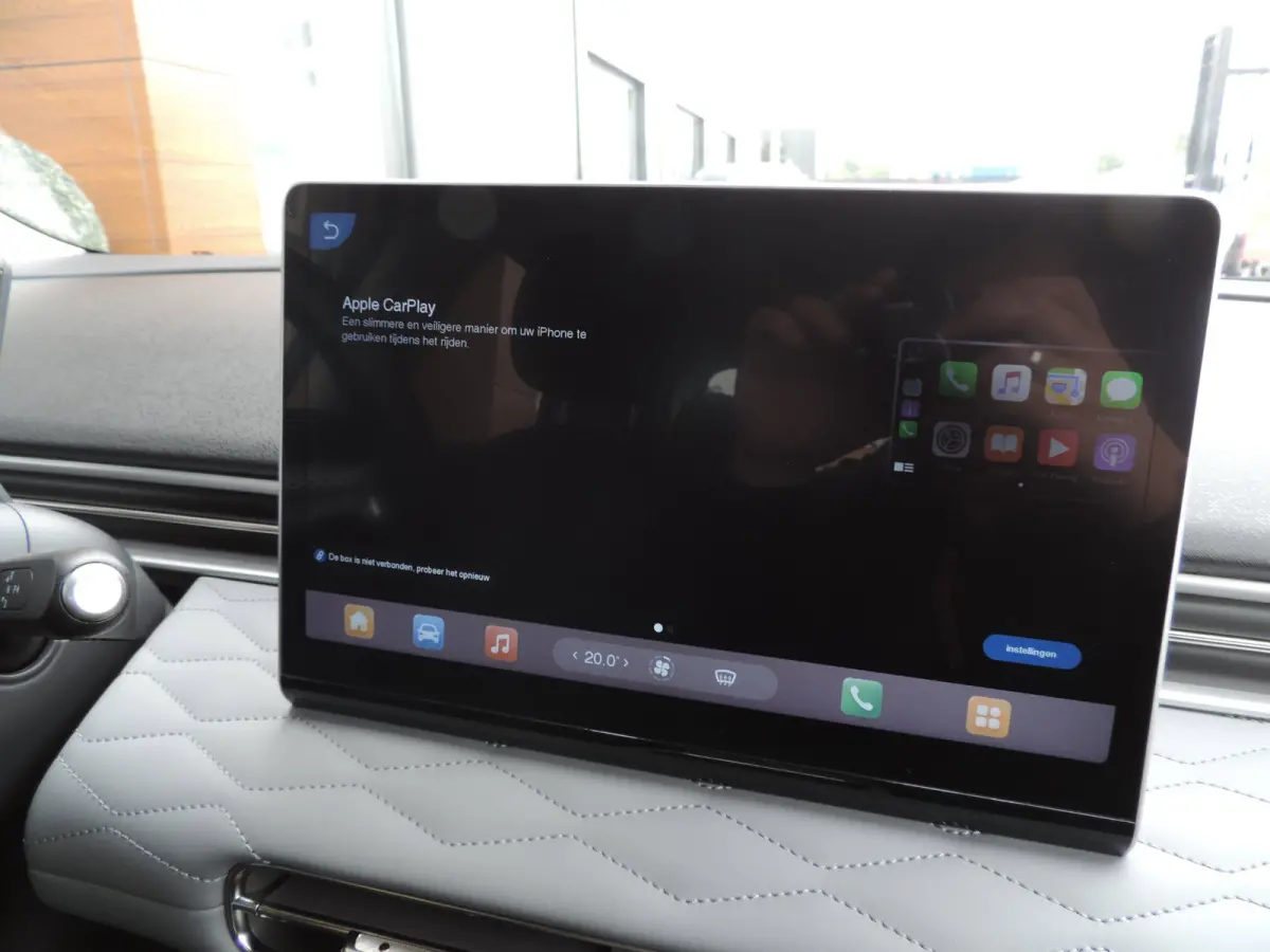 Launch Ed. 42 kWh 15.000km | 1e Eig | NLauto | Stoelverw/koeling | Ad.cruise | Leer | LED kopl | CarPlay | Camera|17”