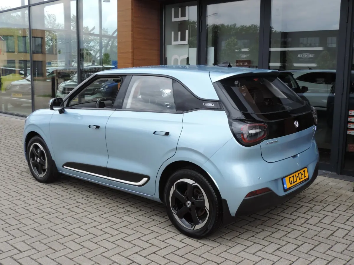Launch Ed. 42 kWh 15.000km | 1e Eig | NLauto | Stoelverw/koeling | Ad.cruise | Leer | LED kopl | CarPlay | Camera|17”