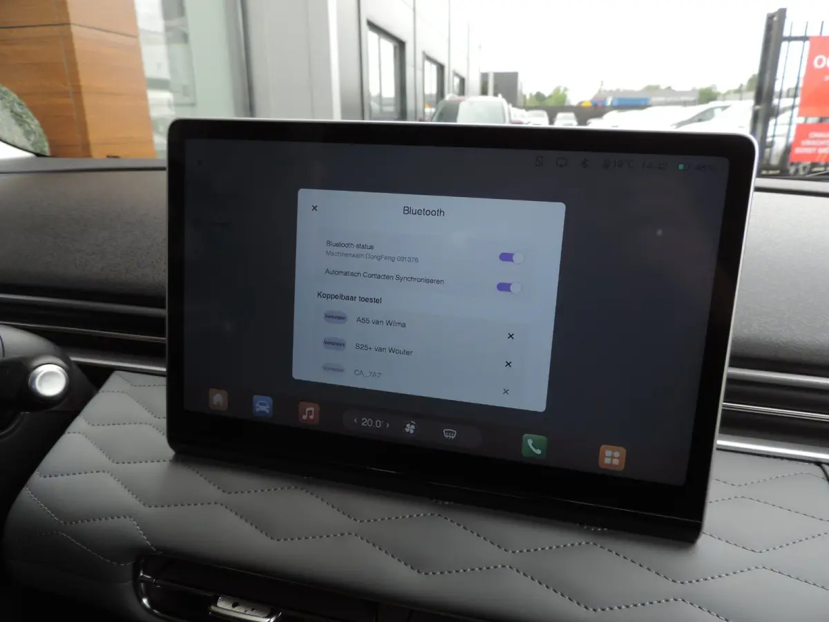 Launch Ed. 42 kWh 15.000km | 1e Eig | NLauto | Stoelverw/koeling | Ad.cruise | Leer | LED kopl | CarPlay | Camera|17”