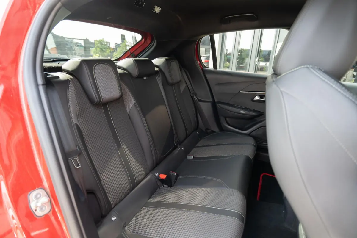 1.2 PureTech GT Carplay|360 Cam|Navi|Vol!