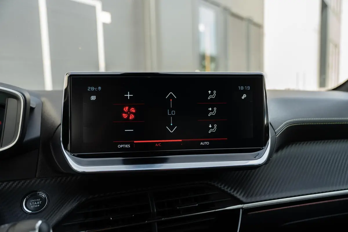 1.2 PureTech GT Carplay|360 Cam|Navi|Vol!