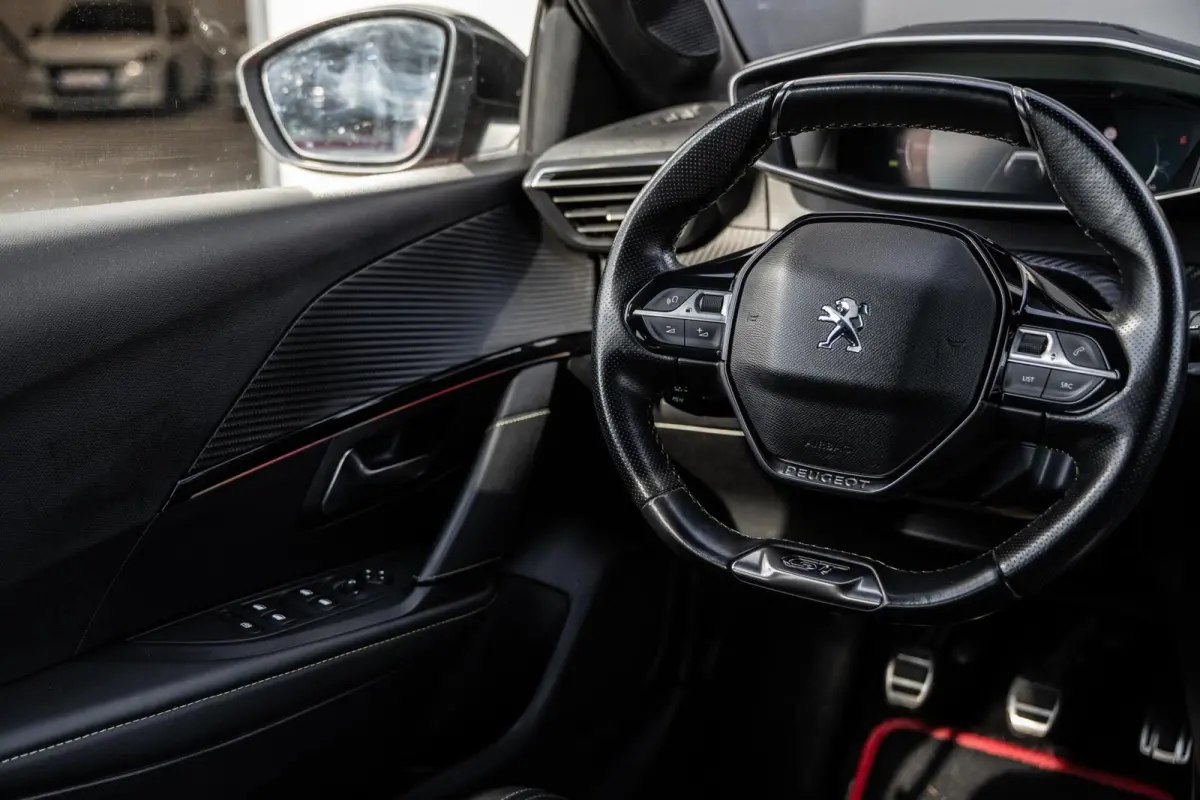 1.2 PureTech GT Carplay|360 Cam|Navi|Vol!