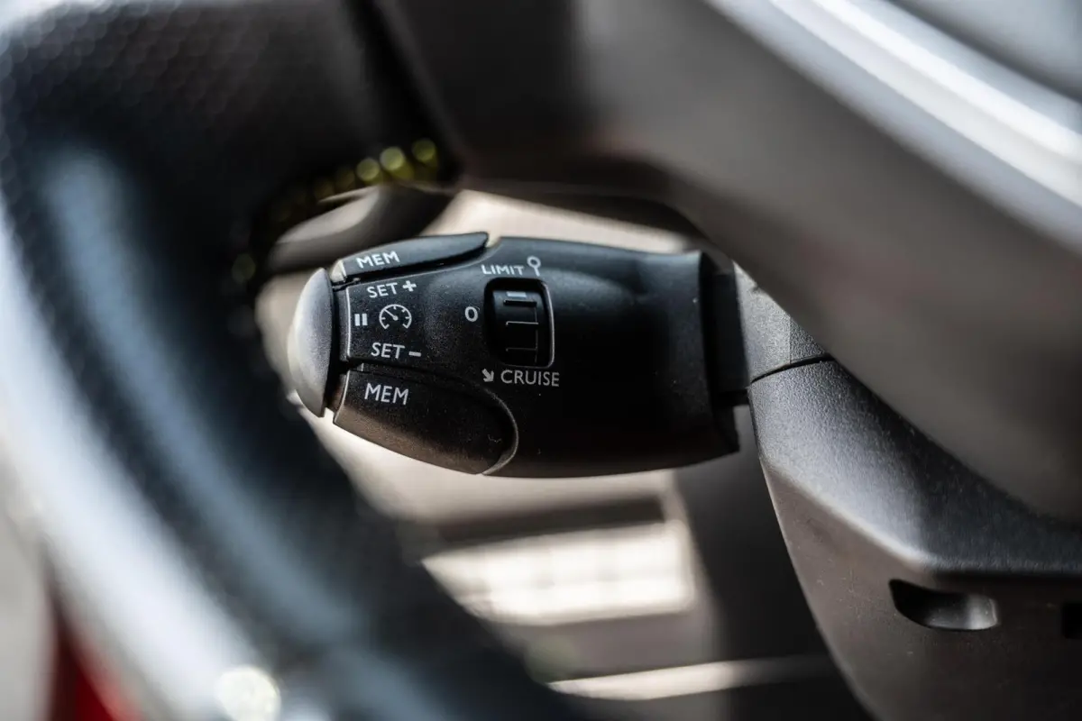 1.2 PureTech GT Carplay|360 Cam|Navi|Vol!