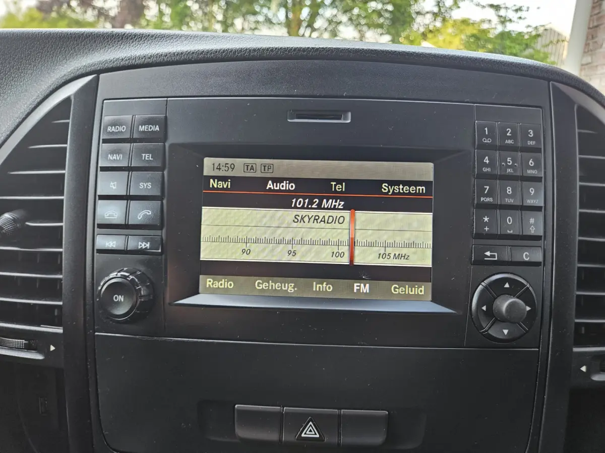 109 CDI Functional Lang Trekhaak! Airco! NAP! Navigatie! Achterdeuren! 3-Zitplaatsen!