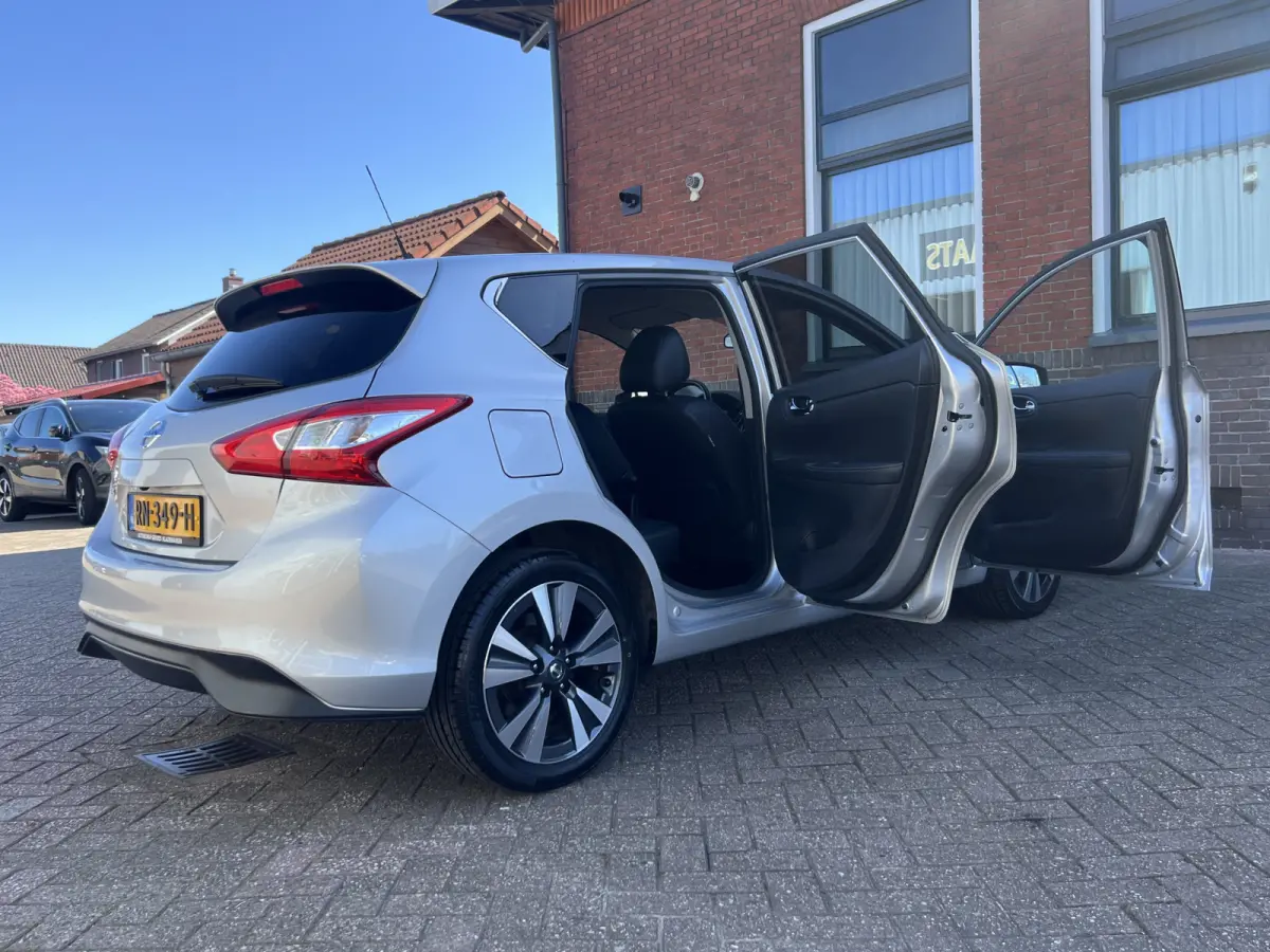 1.2 DIG-T N-Connecta. | NAVI | CAMERA | CRUISE | KEYLESS |