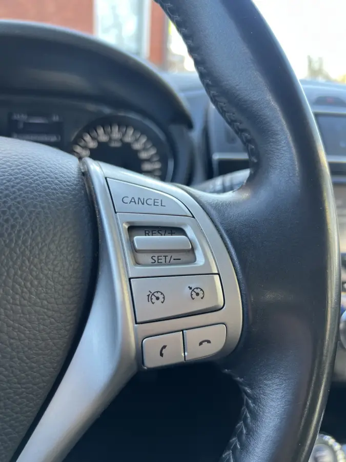 1.2 DIG-T N-Connecta. | NAVI | CAMERA | CRUISE | KEYLESS |