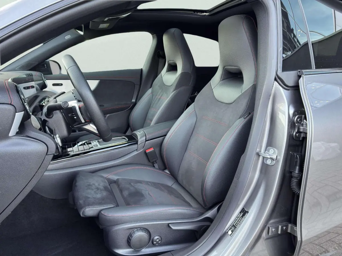 Coupé 250 e Star Edition AMG Line | Panorama dak