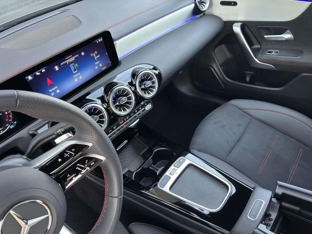 Coupé 250 e Star Edition AMG Line | Panorama dak