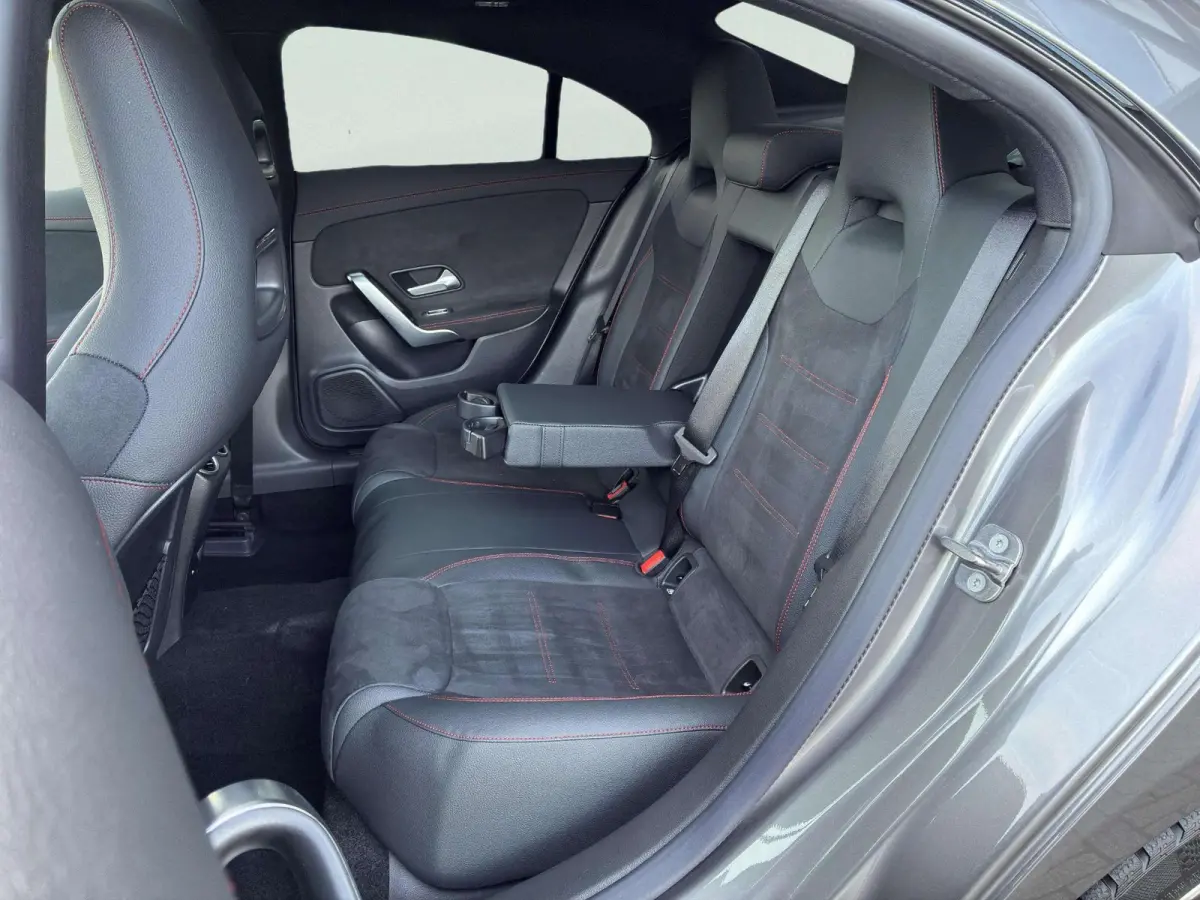 Coupé 250 e Star Edition AMG Line | Panorama dak