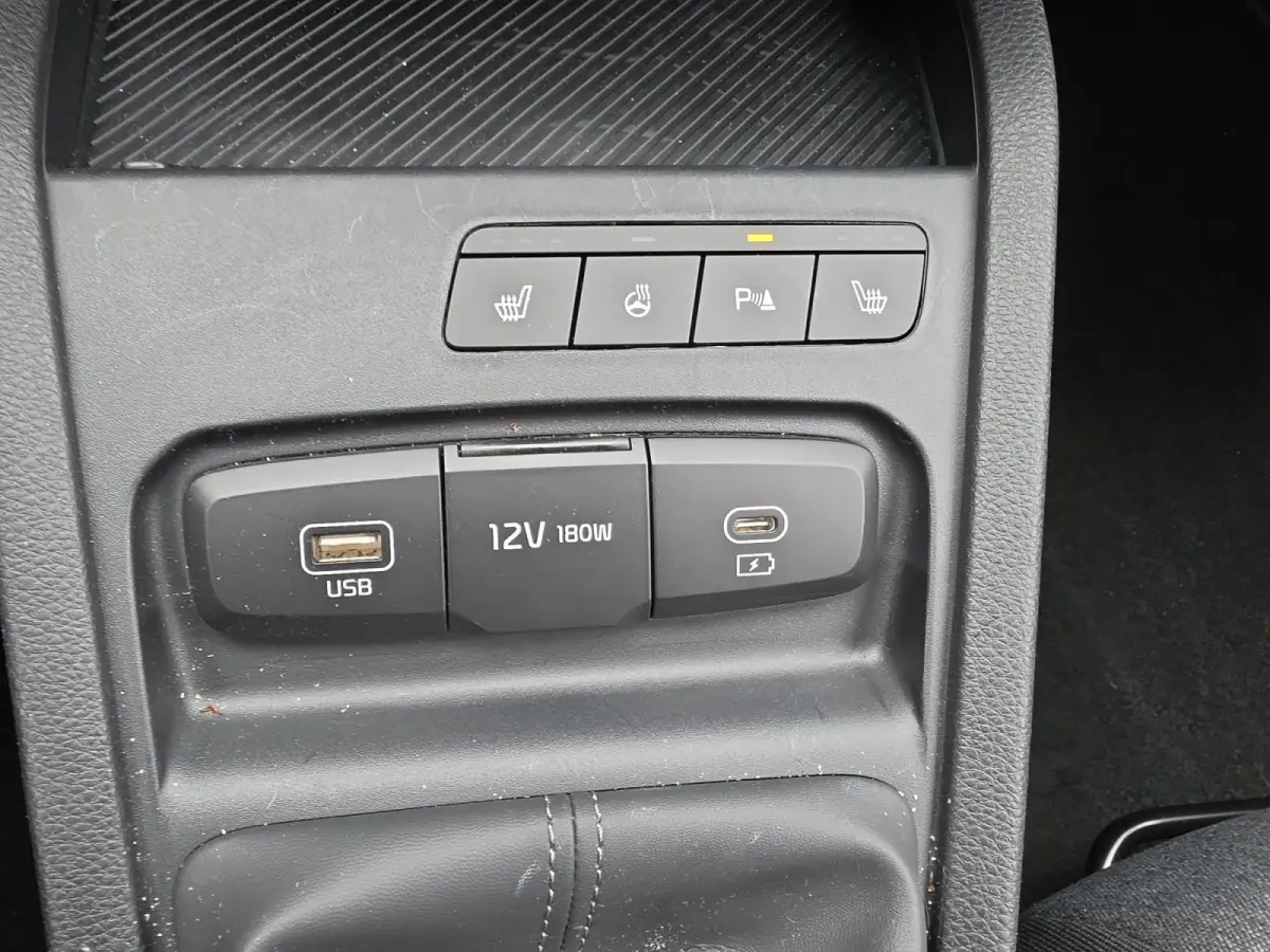 1.0 T-GDi MHEV DynamicLine | Navigatie | Cruise control | Stoel+ Stuur verwarming | Demo