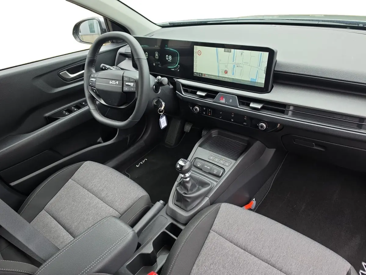 1.0 T-GDi MHEV DynamicLine | Navigatie | Cruise control | Stoel+ Stuur verwarming | Demo