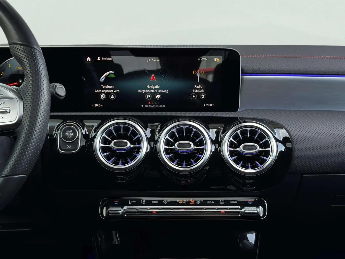 Coupé 180 Business Solution AMG | Panorama dak