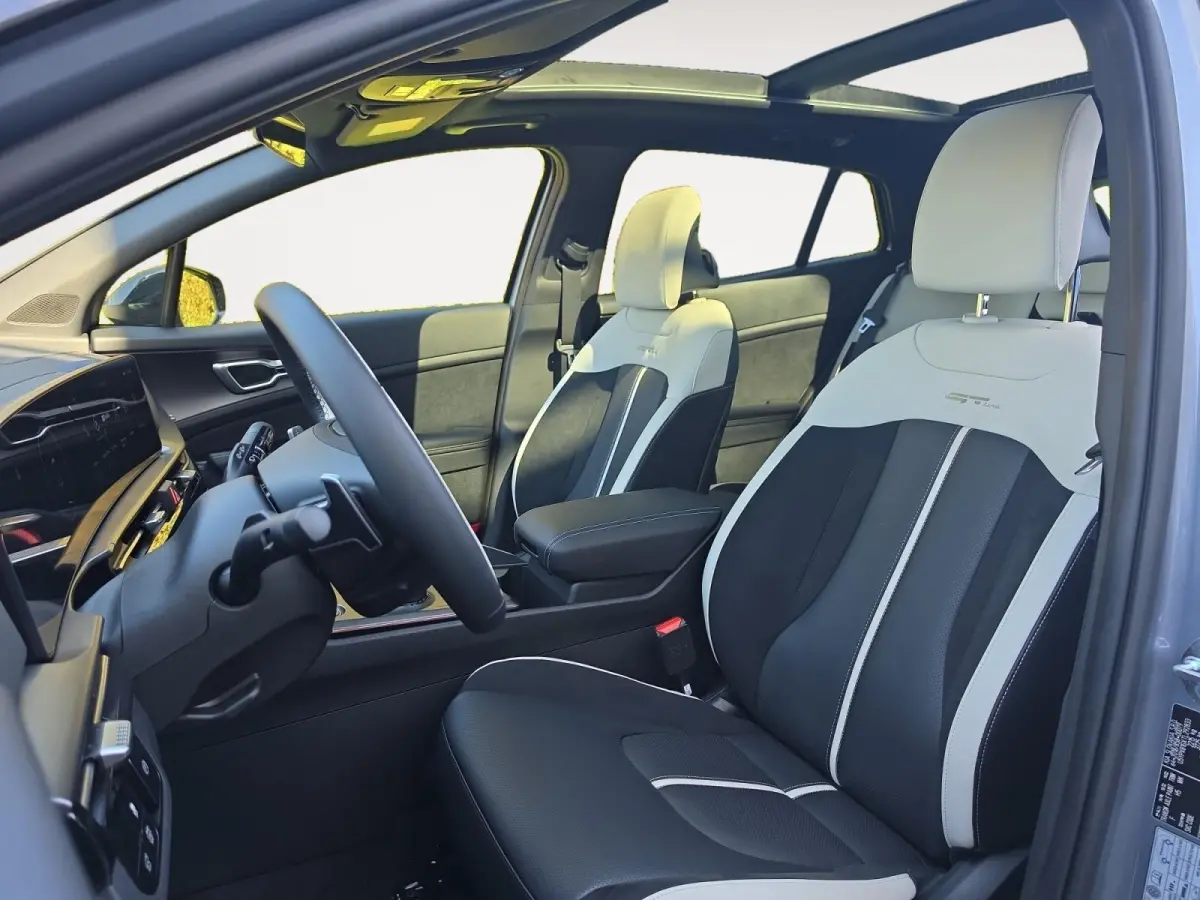 1.6 T-GDi Hybrid GT-PlusLine | Schuif/kanteldak | Lederen bekleding | 360 Graden camera | Head up display | Elektrische achterklep | Elektrische stoel verstelling met geheugen | Stoel verwar
