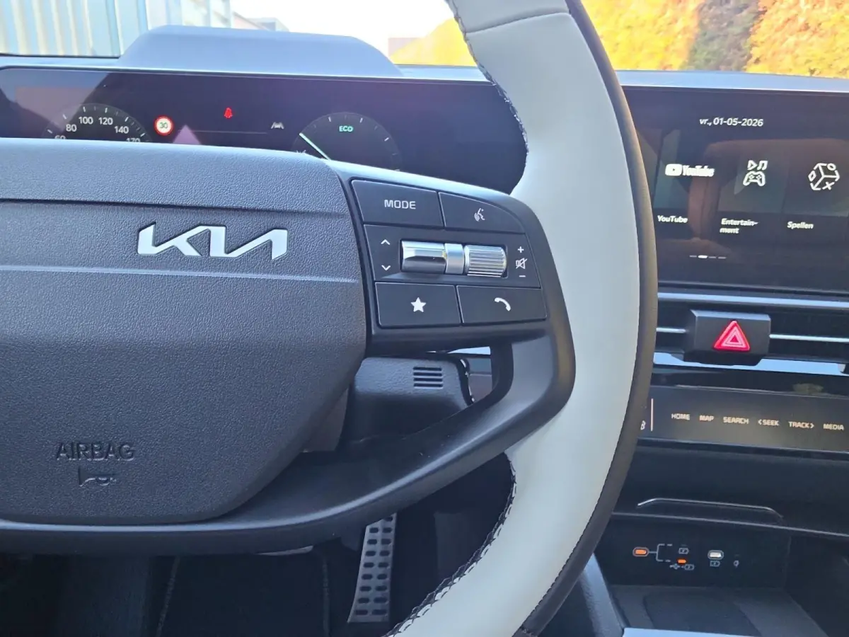 1.6 T-GDi Hybrid GT-PlusLine | Schuif/kanteldak | Lederen bekleding | 360 Graden camera | Head up display | Elektrische achterklep | Elektrische stoel verstelling met geheugen | Stoel verwar