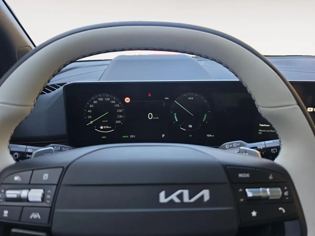 1.6 T-GDi Hybrid GT-PlusLine | Schuif/kanteldak | Lederen bekleding | 360 Graden camera | Head up display | Elektrische achterklep | Elektrische stoel verstelling met geheugen | Stoel verwar