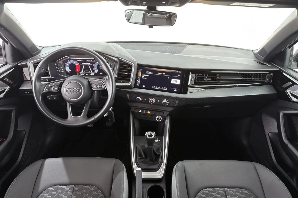 30 TFSI Advanced epic Apple Carplay Airco Parkeersensoren