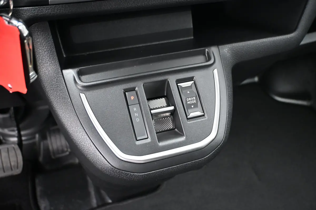 EV L3 75 kWh DEMO-DEAL! Tot 8 Jaar Garantie! | Navigatie | Betimmering | Achteruitrijcamera | Cruise Control | !!