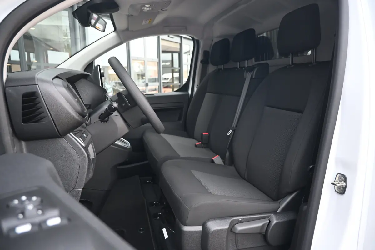 EV L3 75 kWh DEMO-DEAL! Tot 8 Jaar Garantie! | Navigatie | Betimmering | Achteruitrijcamera | Cruise Control | !!