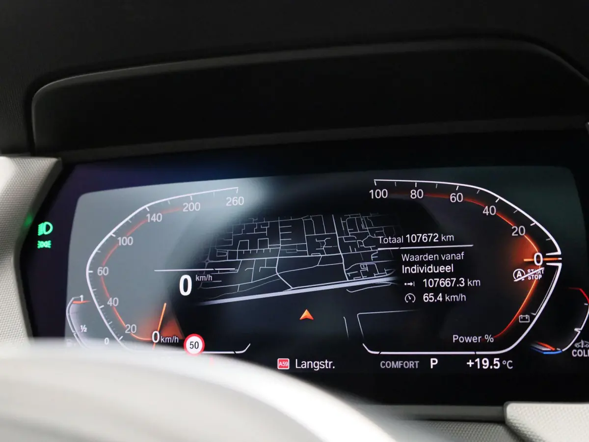 118i Executive | PANORAMADAK | APPLE CARPLAY | ANDROID AUTO | CLIMATE CONTROL | CRUISE CONTROL | PARKEERSENSOREN |