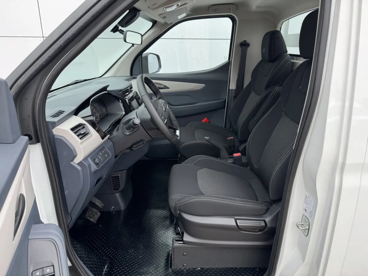 50kWh 122PK Nieuw! Open Laadbak 327km WLTP 100% Elektrisch Airco Cruise Control Carplay Camera Pritsche Pickup Open Box