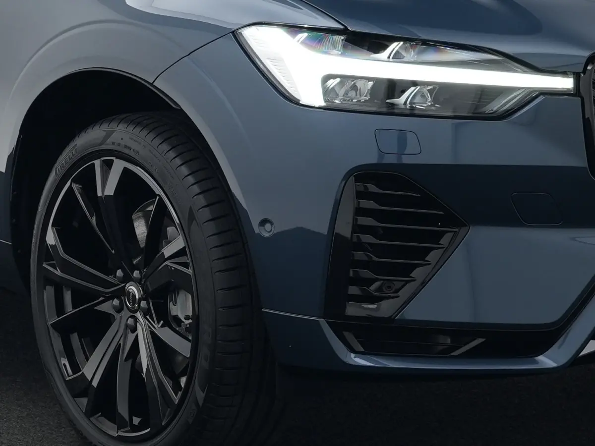 T6 Recharge AWD Plus Black Edition | Head-Up | Stoelventilatie | 360° Camera | Harman/Kardon | Panoramadak | Trekhaak