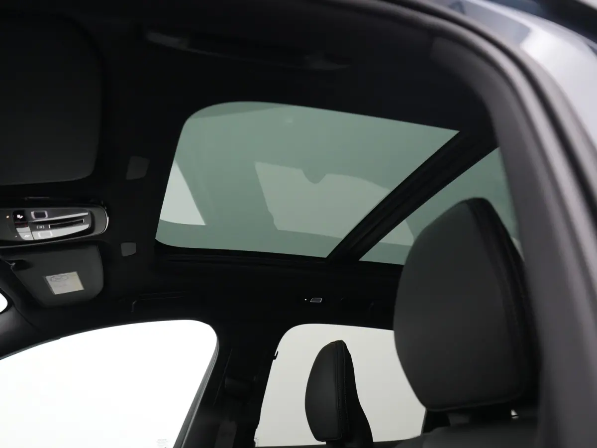 T6 Recharge AWD Plus Black Edition | Head-Up | Stoelventilatie | 360° Camera | Harman/Kardon | Panoramadak | Trekhaak