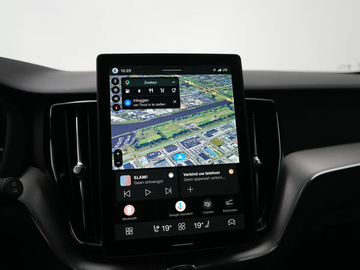 T6 Recharge AWD Plus Black Edition | Head-Up | Stoelventilatie | 360° Camera | Harman/Kardon | Panoramadak | Trekhaak