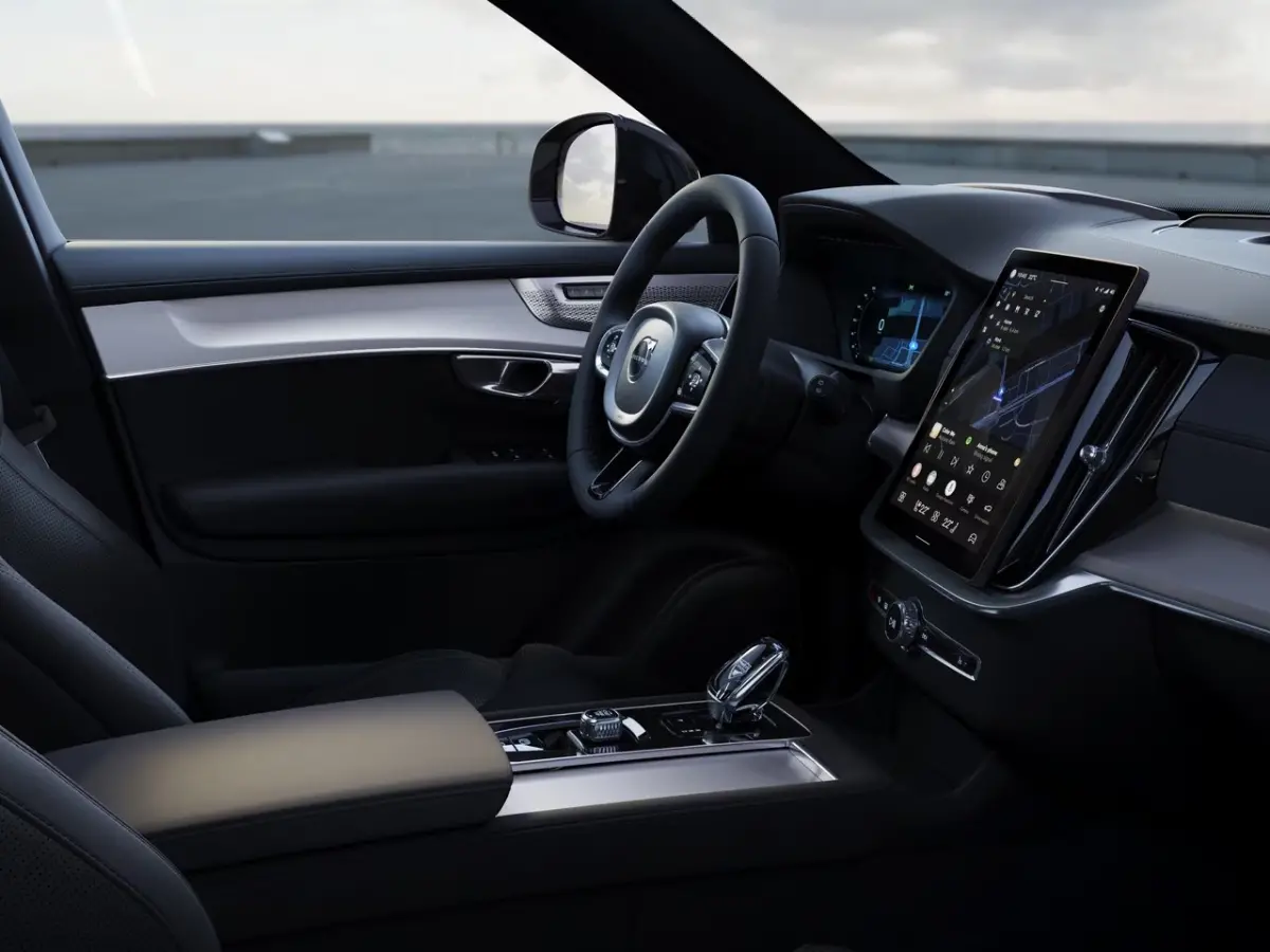 2.0 T8 Plug-in hybrid AWD Ultra Black Ed. Exec. | 2 stoelen op derde rij | Bowers & Wilkins audiosysteem | Elektrisch glazen panorama-dak