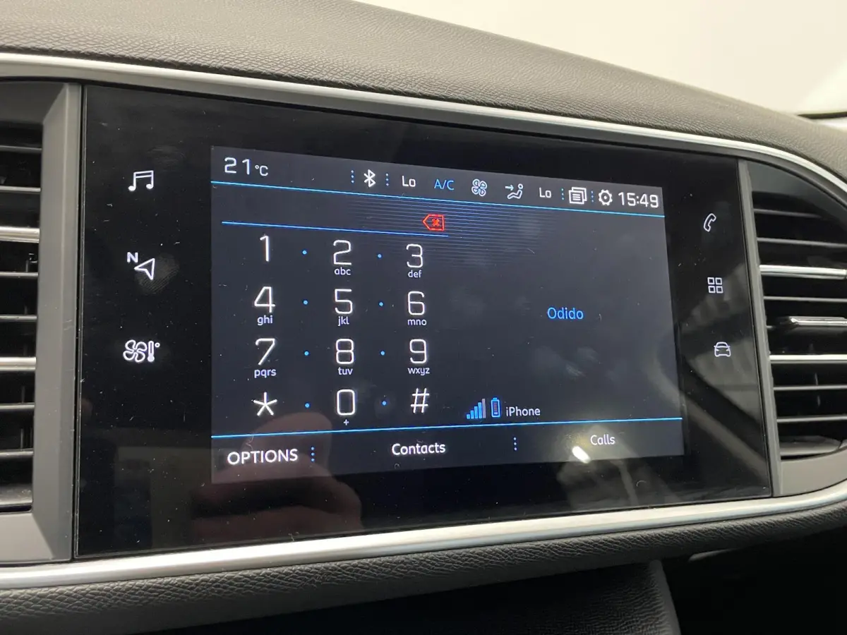 1.2 PureTech Active Pack Trekhaak Navigatie Parkeersensoren achter Cruise Control Climate Control