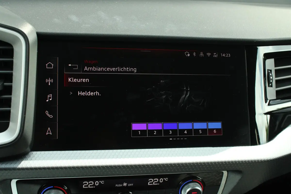 30 TFSI 116pk S-tronic S edition | 18" Velgen | Achteruitrijcamera