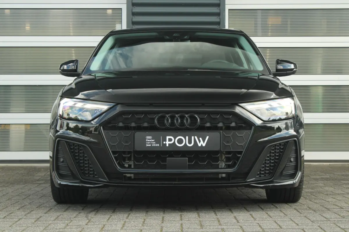 30 TFSI 116pk S-tronic S edition | 18" Velgen | Achteruitrijcamera