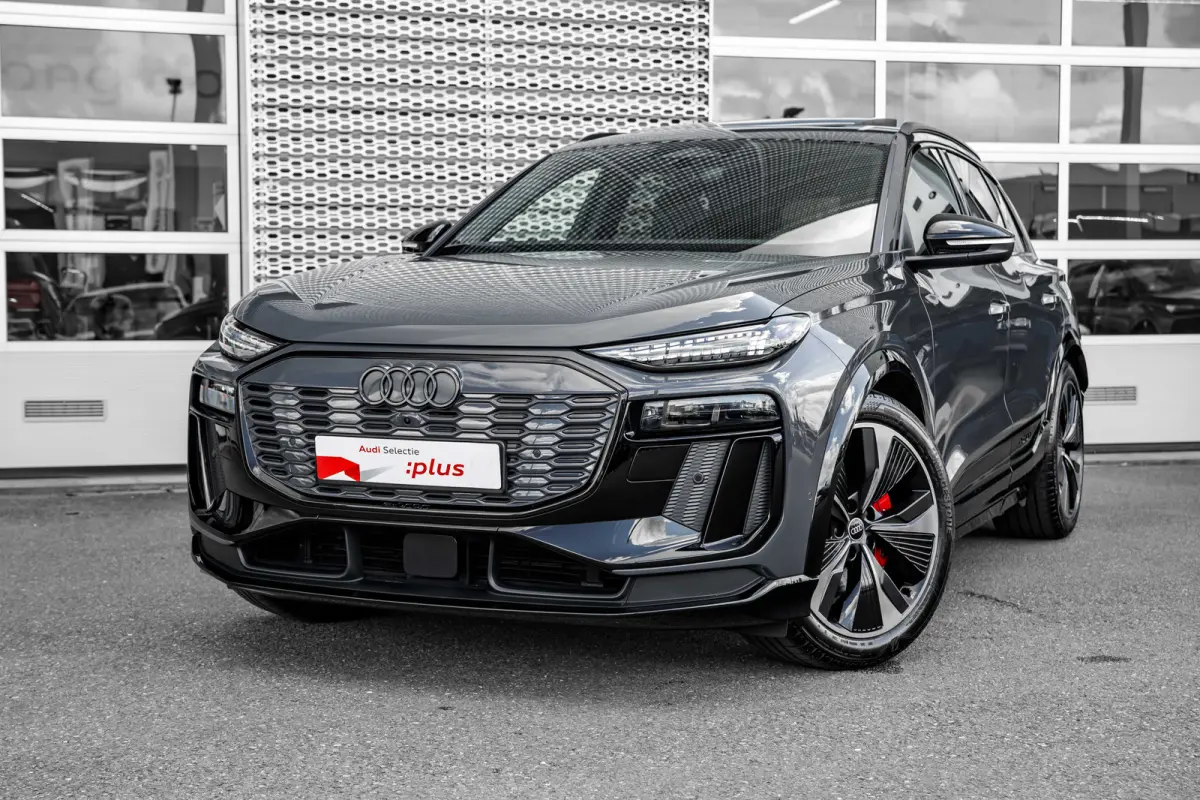 SQ6 quattro 360 kW edition one | Panoramadak | Luchtvering | Head Up Display | Bang & Olufsen |