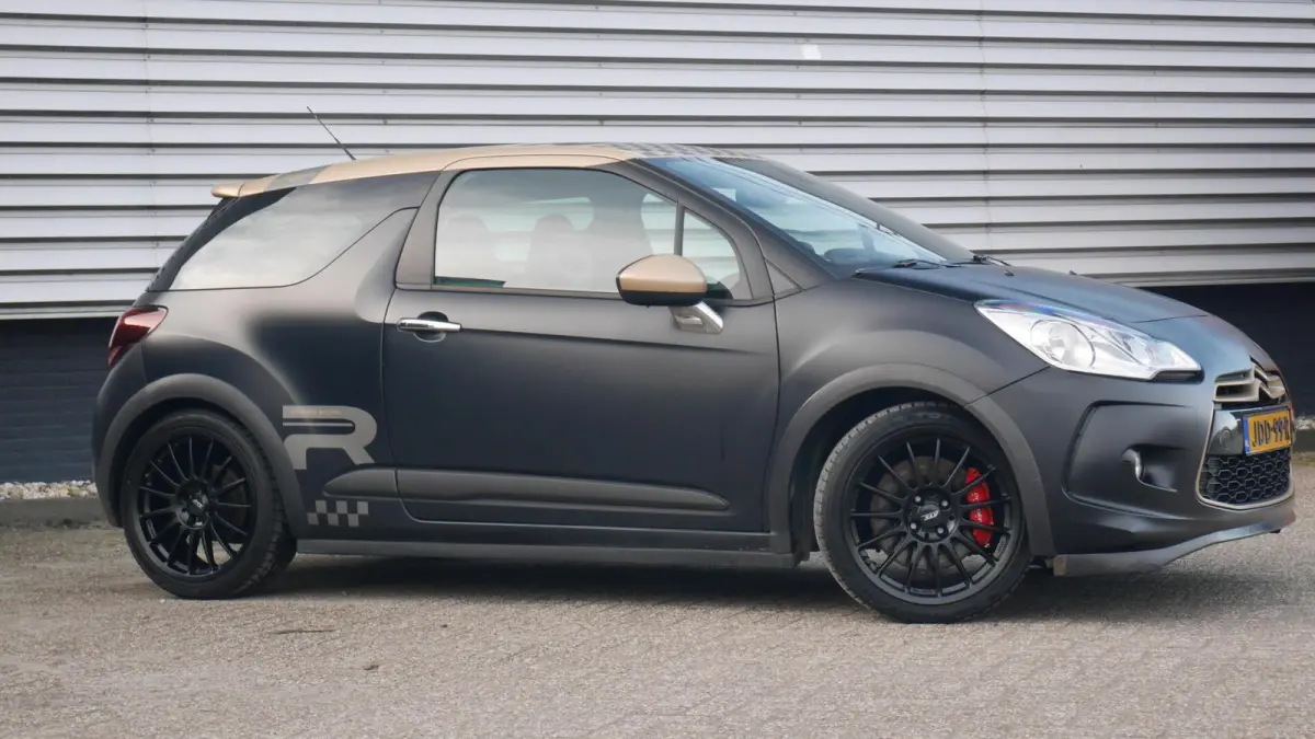 Racing|1.6 THP 207PK|Matte zwart|Carbon fibre