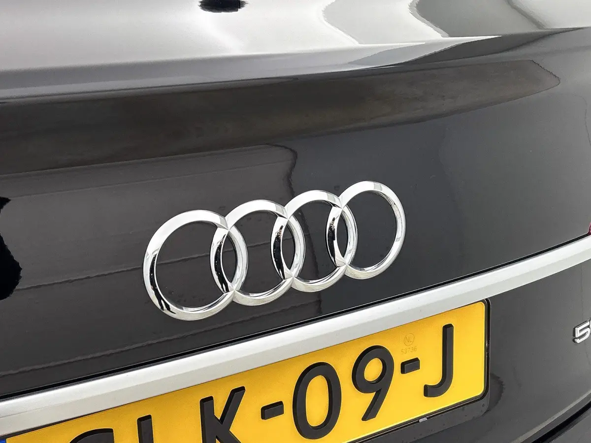50 TFSI e S edition 299 PK | S-line | Panoramadak | Camera | Cruise Control | Apple Carplay | Android Auto | Stoelverwarming | Climate Control | Lichtmetalen velgen | Trekhaak |