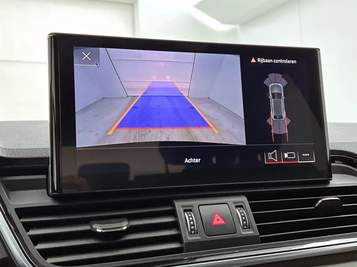 50 TFSI e S edition 299 PK | S-line | Panoramadak | Camera | Cruise Control | Apple Carplay | Android Auto | Stoelverwarming | Climate Control | Lichtmetalen velgen | Trekhaak |